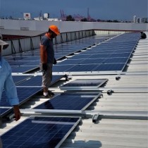 900 Kw/h Çatı Solar Panel Montajı